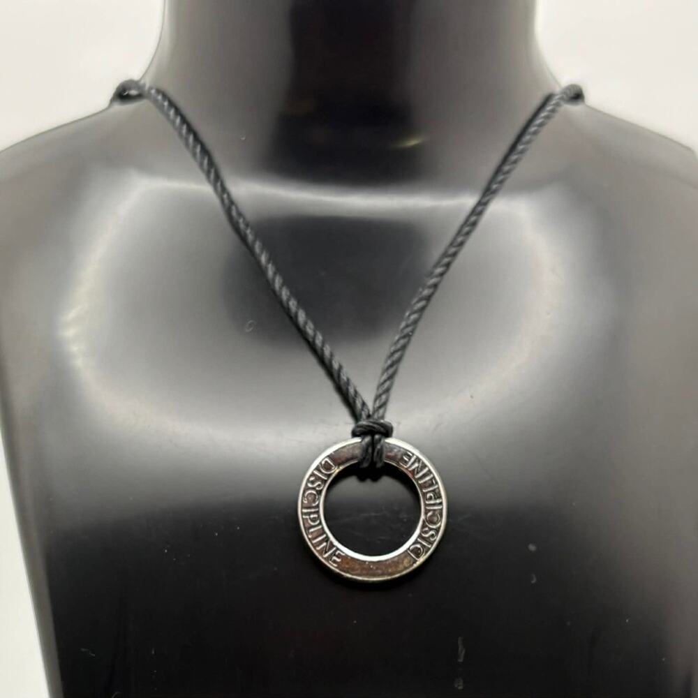 New Positive Energy Circle Pendant Necklace – Discipline